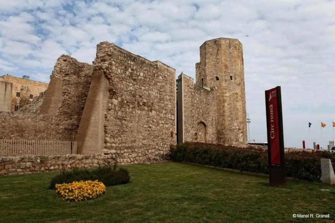 Roman Tarraco Experience. Plaza De La Font Tarragona Apartment